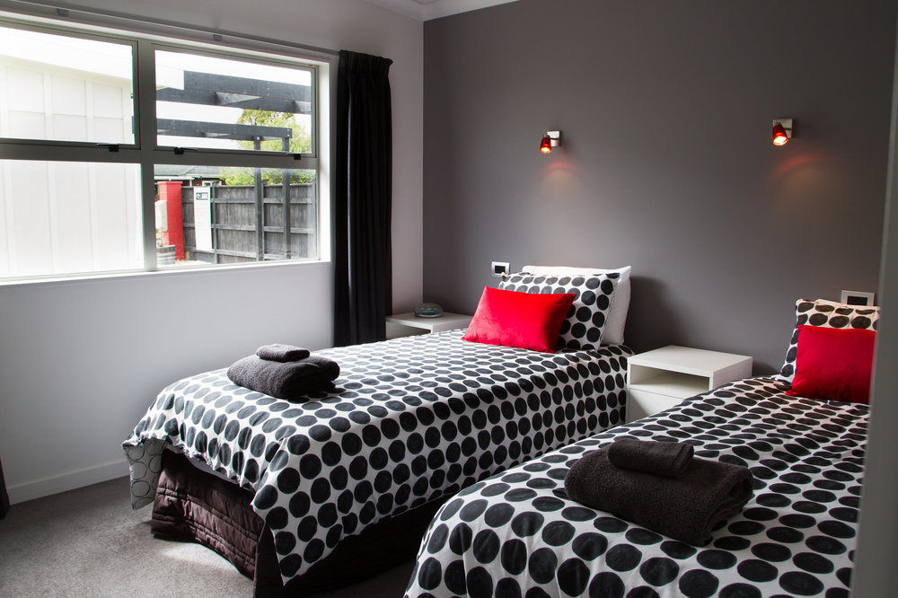 Villa Two Four Cologne Martinborough Esterno foto