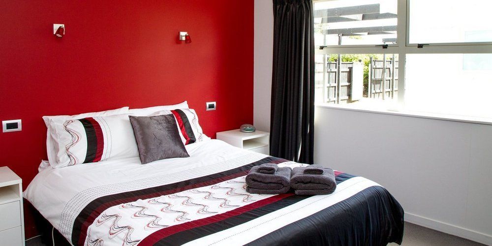 Villa Two Four Cologne Martinborough Esterno foto